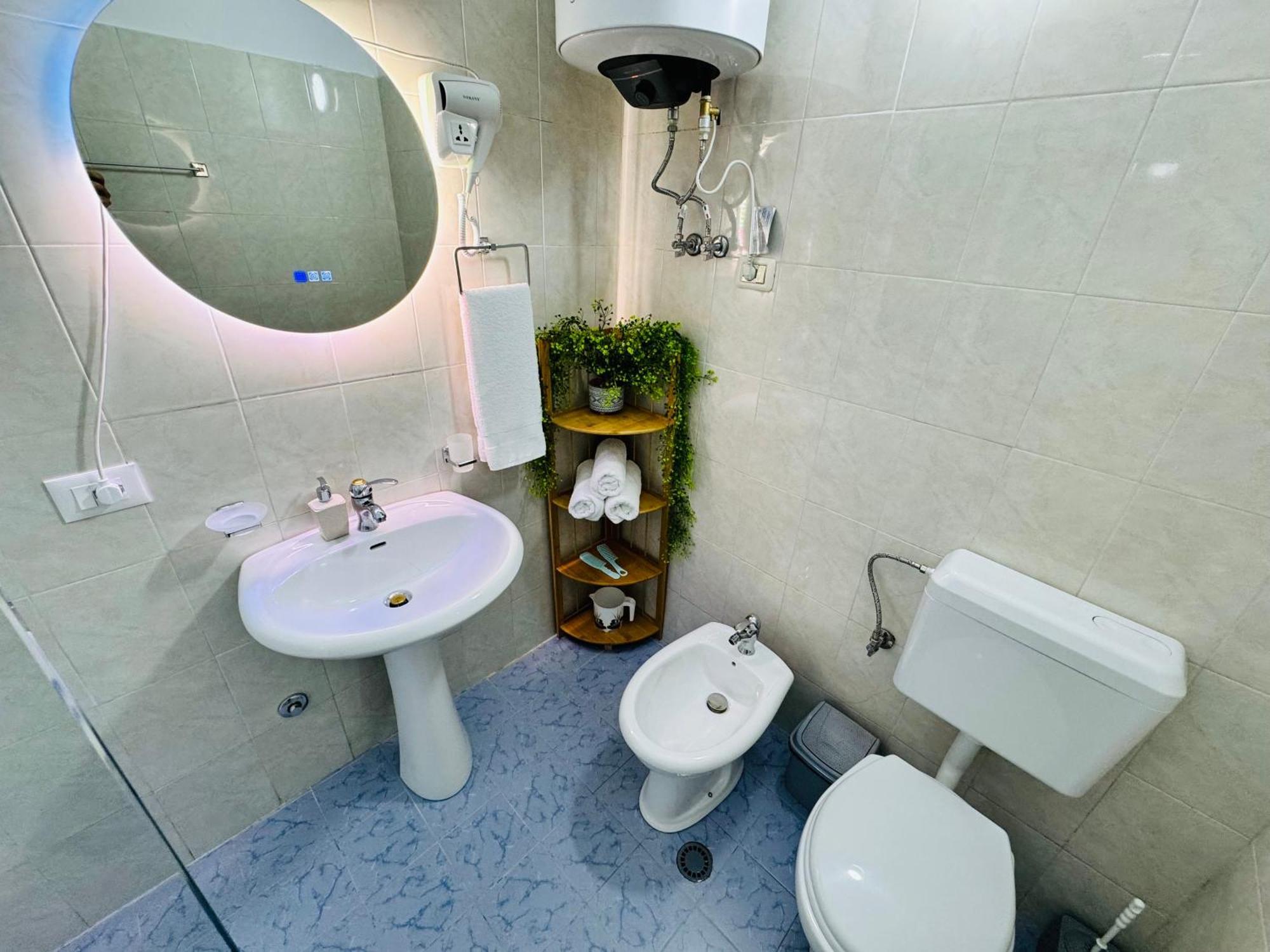 Edi Apartament Center Шкодер Экстерьер фото